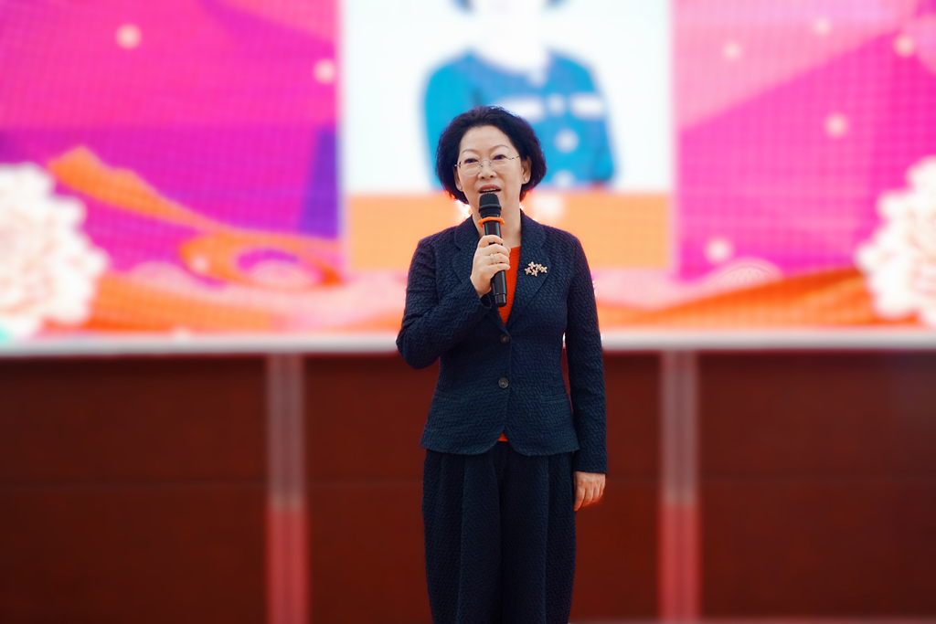 cba924d3-f725-417a-9cc9-3a605ade88ac_1643190845