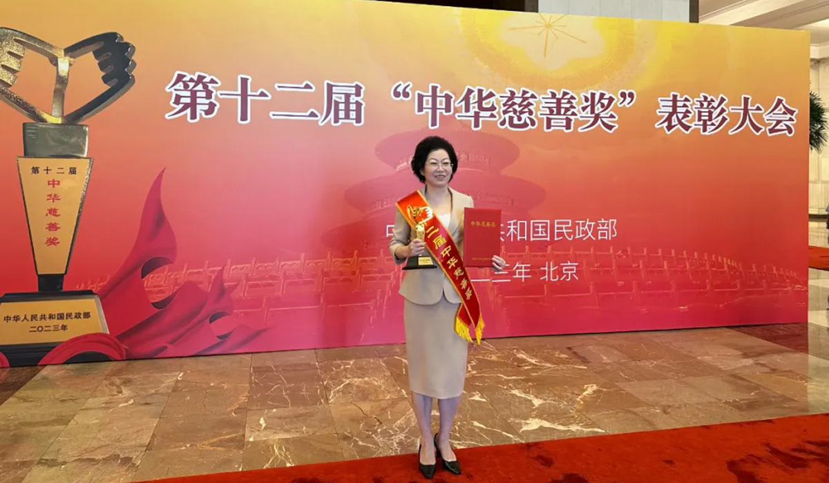 f69503a1d30445f5ba78c339d4318f1c